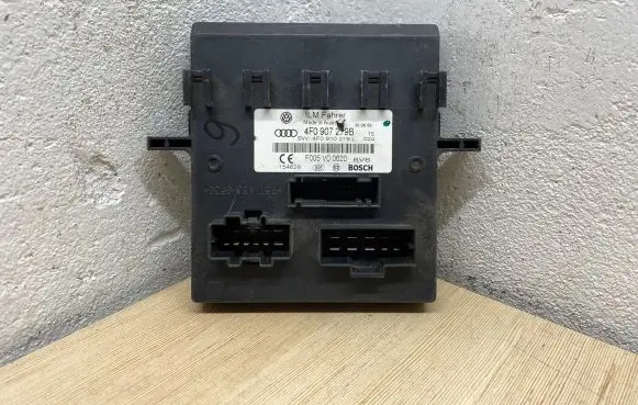 Audi A6 S6 C6 4F Comfort/convenience module 4F0907279B F005V00620 4F0910279L