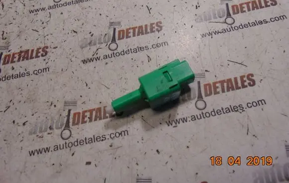 Toyota Prius (XW30) Brake pedal sensor switch F80CS53