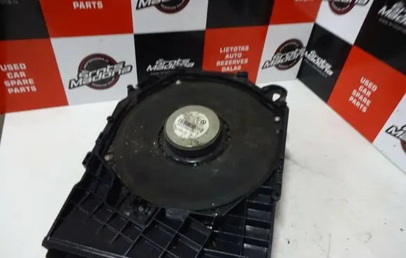 BMW 1 E81 E87 Subwoofer speaker 6925330