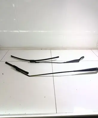 Renault Zoe Windshield/front glass wiper blade 288860987R 288810622R