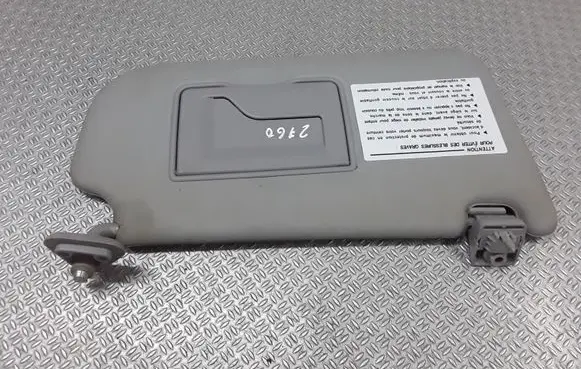 Sun visor