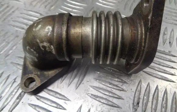Honda CR-V EGR valve line/pipe/hose