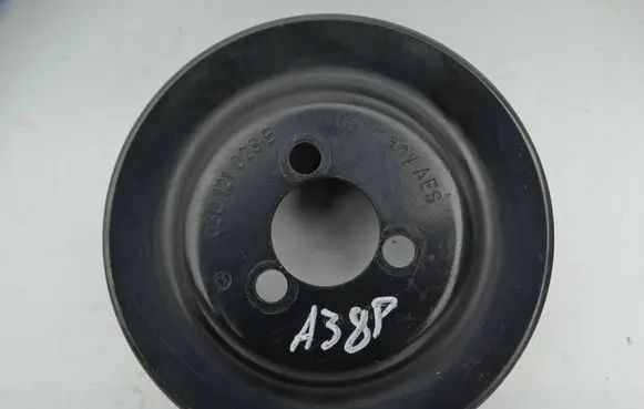 Audi A3 S3 8P Water pump pulley 03D121028B