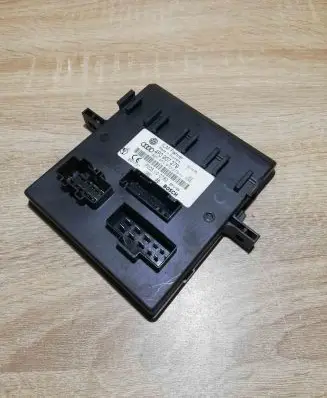 Audi A6 S6 C6 4F Comfort/convenience module 4F0907279