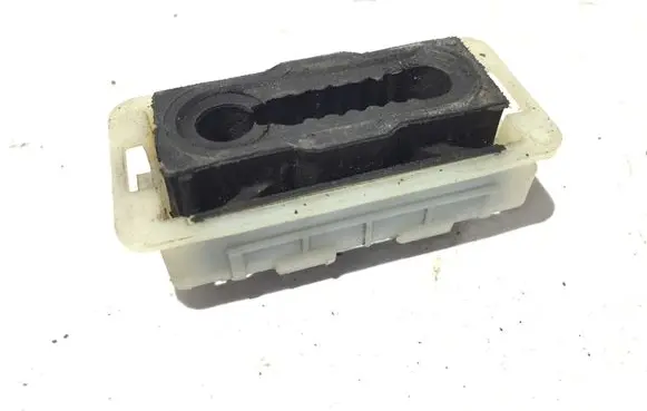 Peugeot 308 Radiator mount bracket ESF1002500