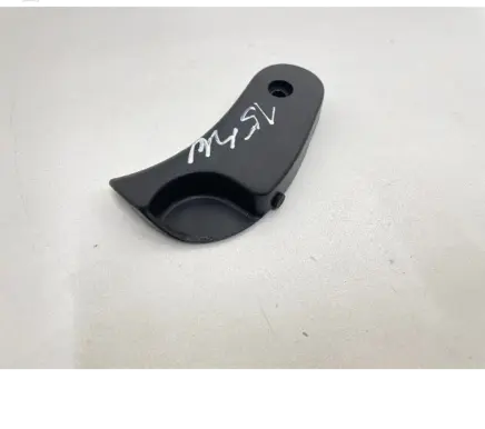 BMW 3 E46 Engine bonnet (hood) release handle 8223163