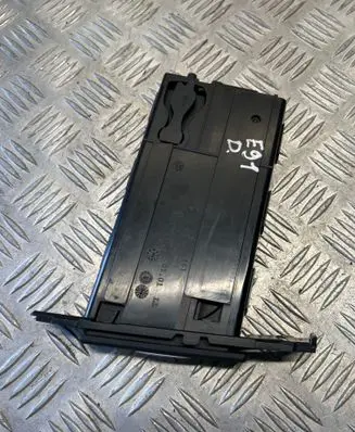 BMW 3 E90 E91 Cup holder 7127461