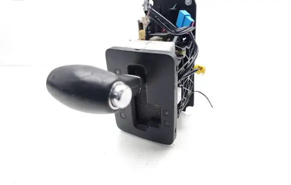 Volkswagen Touareg I Gear selector 7L6713203D