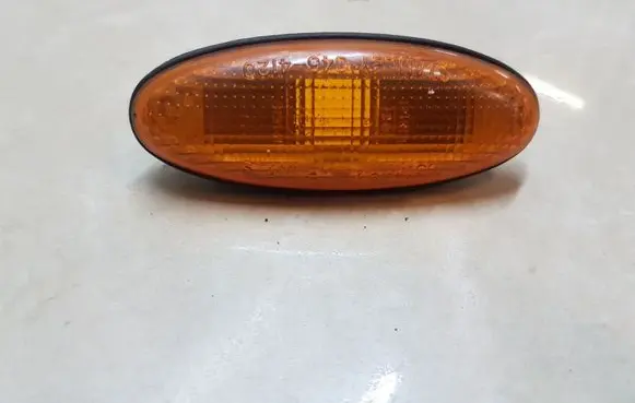 Mitsubishi Pajero Sport I Front fender indicator light