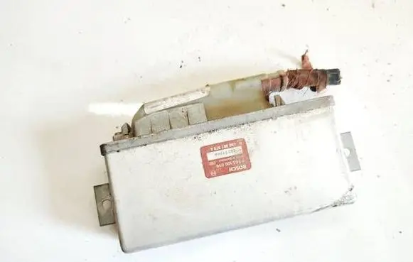 Audi 80 90 S2 B4 ABS control unit/module 0265100056