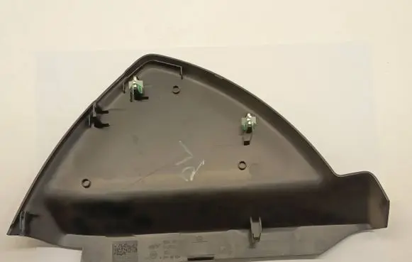 Mercedes-Benz C W204 Dashboard side end trim A2046800078 107369