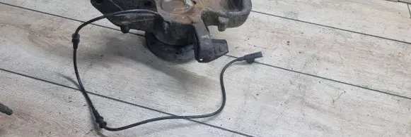 Mercedes-Benz Sprinter W906 Front wheel hub