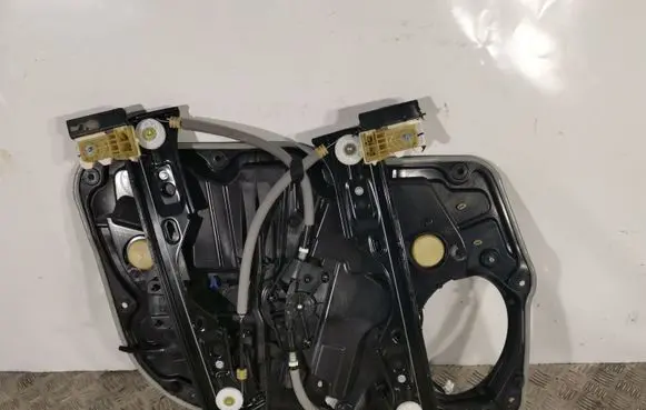 Jeep Compass Front door window regulator with motor 68245077AA