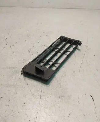 Audi A4 S4 B5 8D Front bumper lower grill 8D0807345