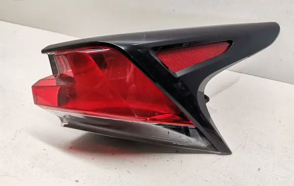 Lexus NX Rear/tail lights