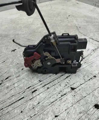 Audi A4 S4 B6 8E 8H Rear door lock 8E0839015C