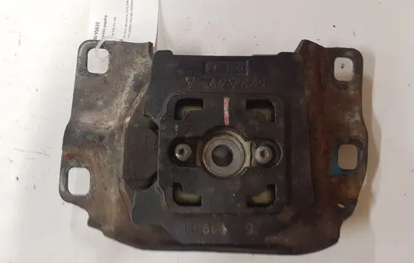 Volvo V40 Engine mount bracket 349325C 322A69