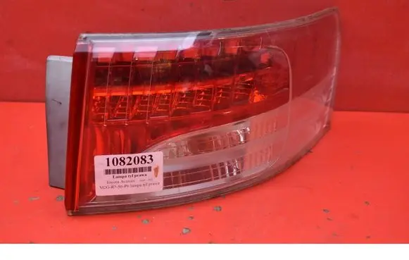 Toyota Avensis Verso Rear/tail lights 0520