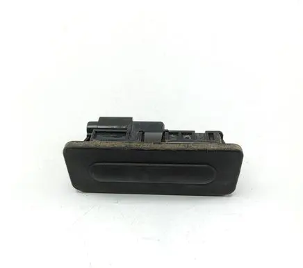 Citroen C4 Cactus Tailgate/boot open switch button 9676028380