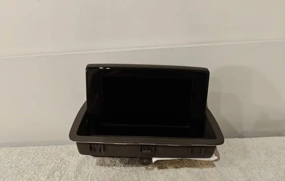 Audi Q3 8U Screen/display/small screen 8U0857273A 509987 12032012