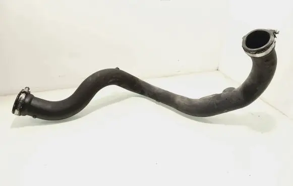 Audi A4 S4 B8 8K Intercooler hose/pipe 8K0145673al