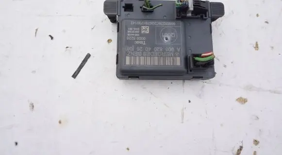 Volkswagen Crafter Door control unit/module A9068204026