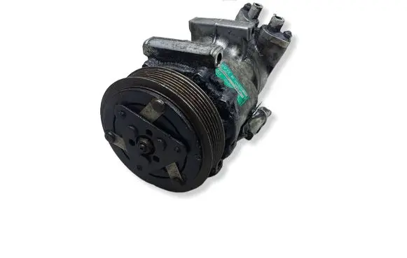 Peugeot 307 Air conditioning (A/C) compressor (pump) 1430FKASACJA 1430F