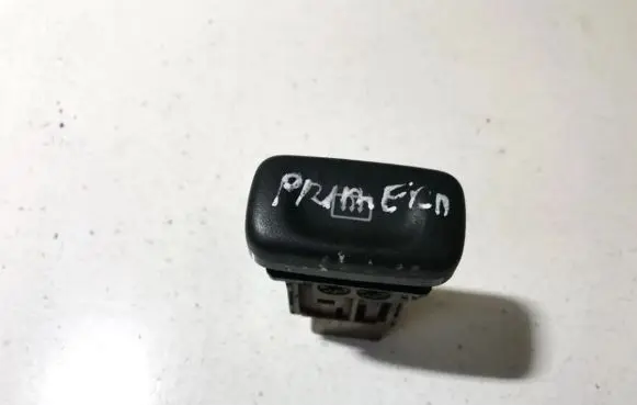 Nissan Primera Windscreen/window heater switch