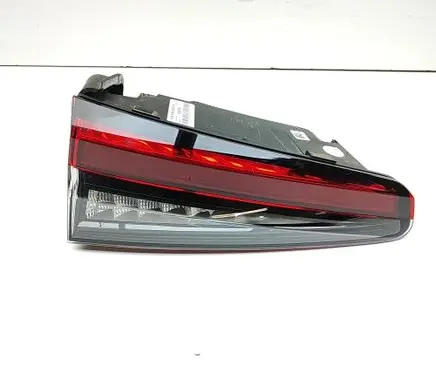 Skoda Superb B9 Tailgate rear/tail lights 3P0945093A