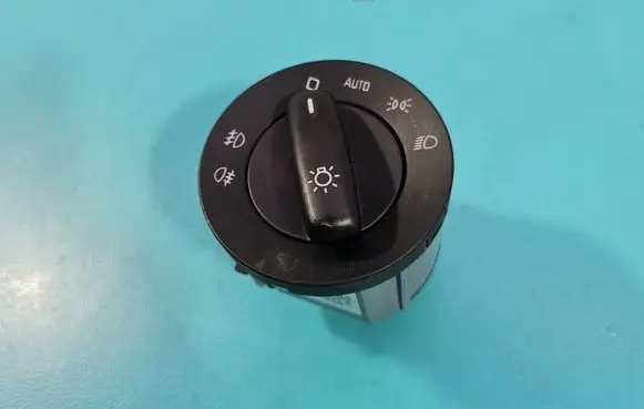 Skoda Yeti (5L) Light switch 5L0941431E IMPRK1583637