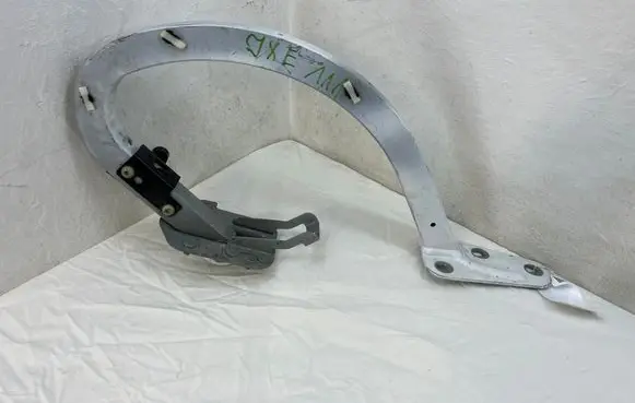 Jaguar XE Tailgate/trunk/boot hinge GX73430B57AD