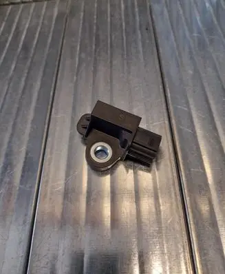 Nissan X-Trail T32 Airbag deployment crash/impact sensor 988303RA0A NA3RA15X12CCB2