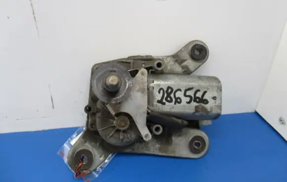 Honda Civic Rear window wiper motor
