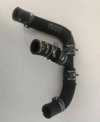 Audi e-tron Electric car engine cooling hoses/pipes 4KE145920E