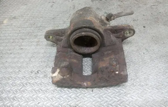 Peugeot 307 Front brake caliper