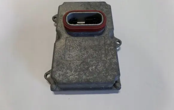 Mercedes-Benz E W211 LED ballast control module A0038206026