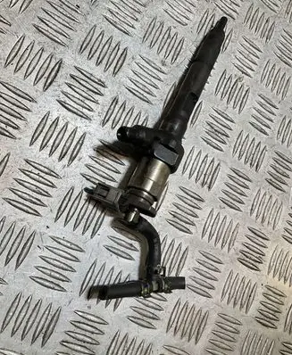 Mazda 6 Fuel injector