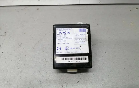 Toyota Corolla Verso AR10 Door control unit/module 897410F010