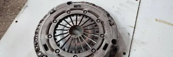 Skoda Superb B6 (3T) Pressure plate 03C141025G