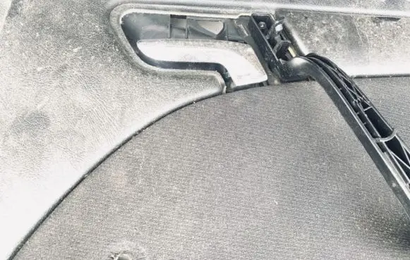 Mercedes-Benz C W202 Rear door interior handle 2027601461