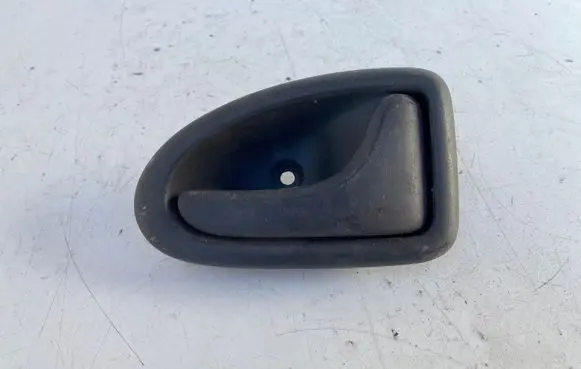 Renault Scenic I Rear door interior handle 7700415975