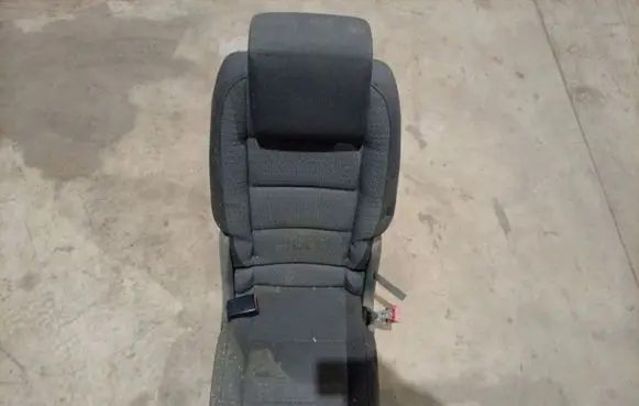 Volkswagen Touran I Rear seat 