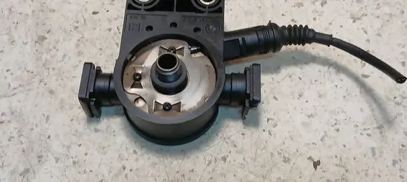 BMW 5 E39 Fuel heater 2246134