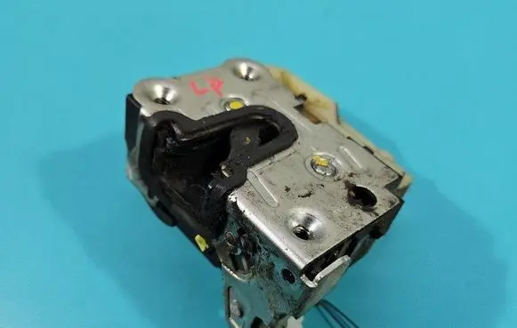 Dacia Dokker Front door lock IMPRK1470329