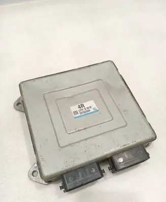 Mazda 3 I Engine control unit/module E6T52280H LF7918881B