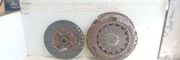 Toyota Yaris Verso Clutch set kit D210 KT100A AISIN