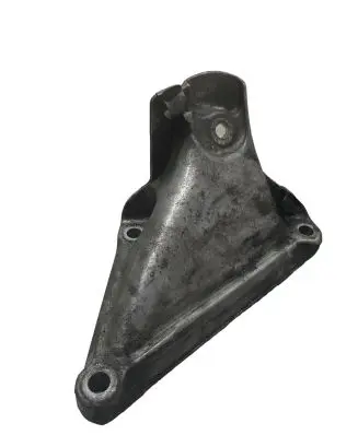 BMW 5 E60 E61 Engine mounting bracket 6769153 1706A046000