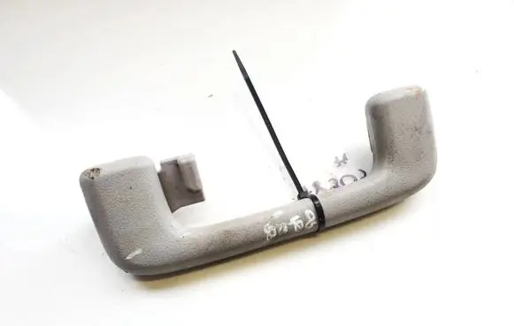 Mitsubishi Grandis Rear interior roof grab handle