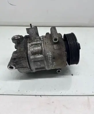 Volkswagen Jetta VI Air conditioning (A/C) compressor (pump) 1K0820808F
