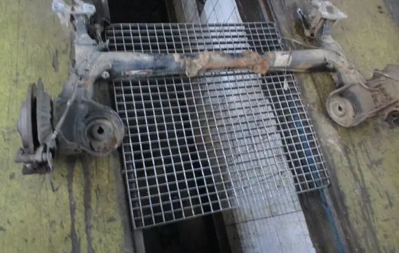 Citroen C4 I Picasso Rear beam 
